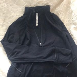Lululemon black quarter zip